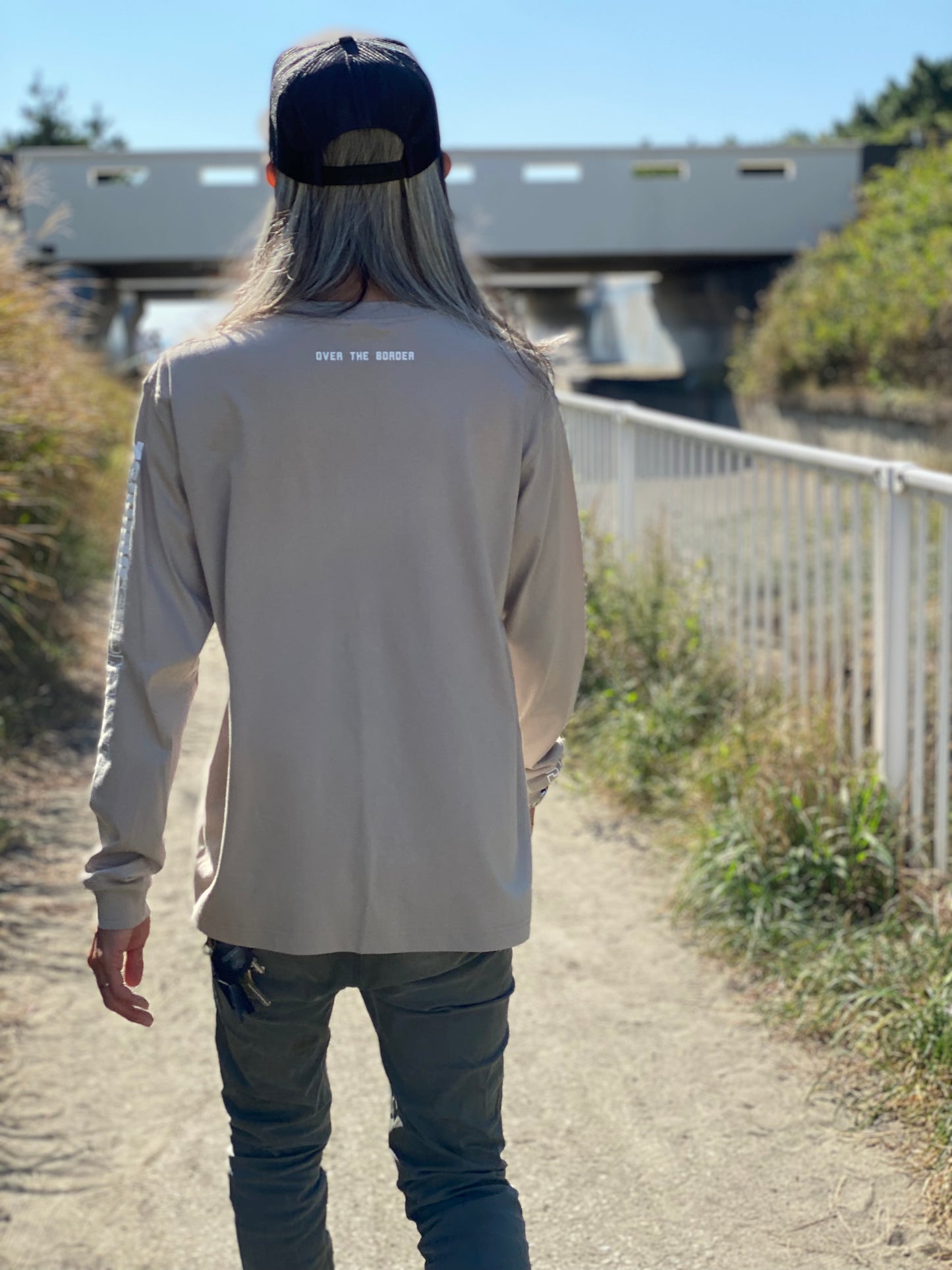 オリジナルロングTシャツ original long T-shirt "TSUJIDO"サンドベージュ sand beige